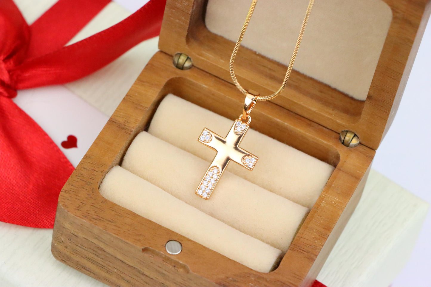 Rose Gold Cross Pendant with Crystal Accents on Polished Surface, XPPT1611 (2148-4)