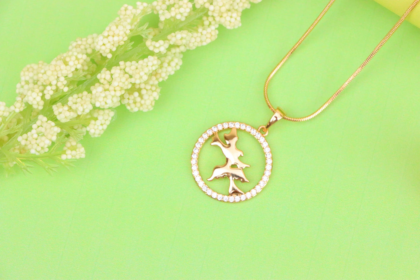 Rose Gold Circle Pendant with Flying Birds and Crystal Border Design, XPPT1612 (2148-5)