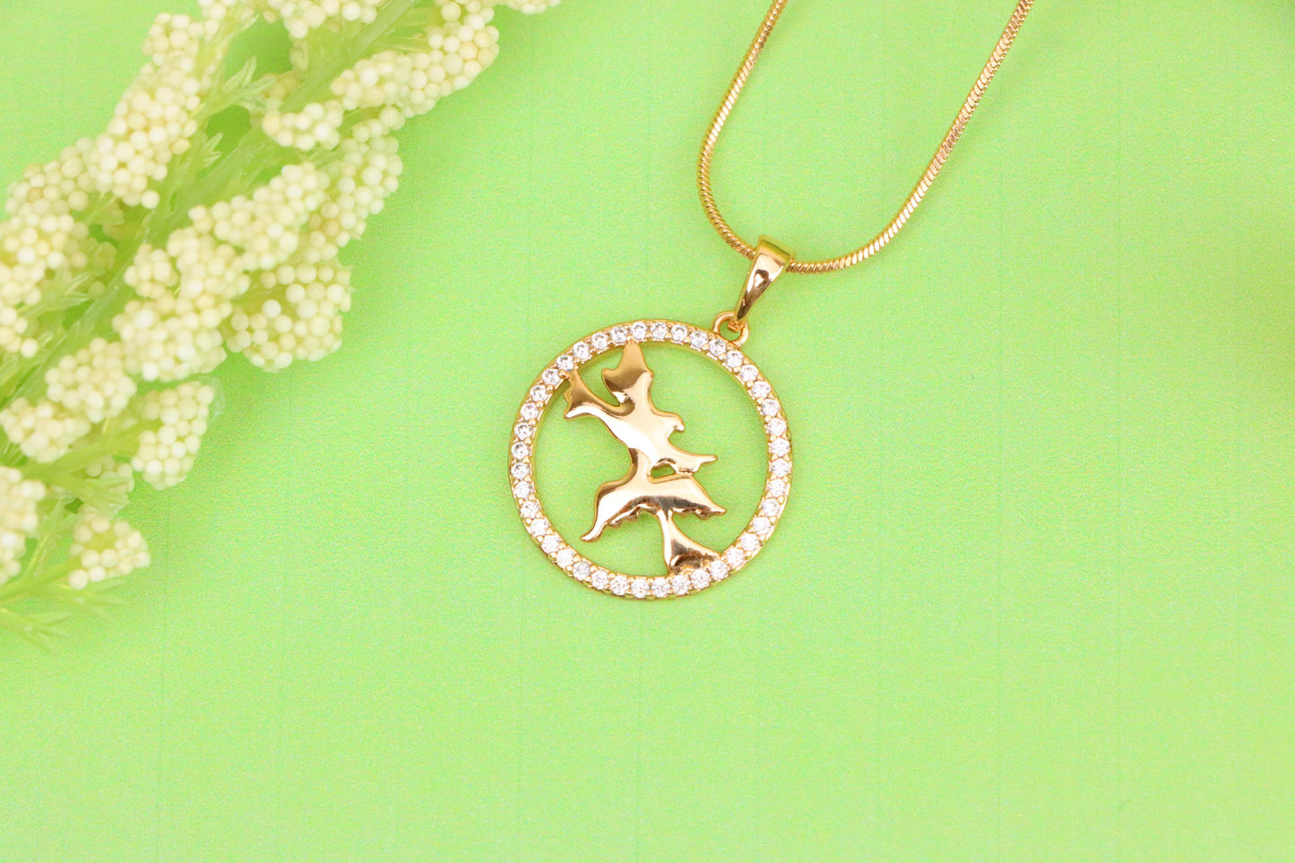 Rose Gold Circle Pendant with Flying Birds and Crystal Border Design, XPPT1612 (2148-5)
