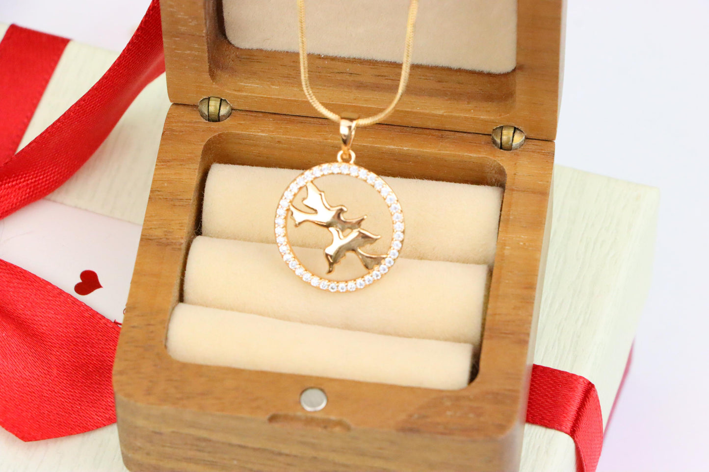 Rose Gold Circle Pendant with Flying Birds and Crystal Border Design, XPPT1612 (2148-5)