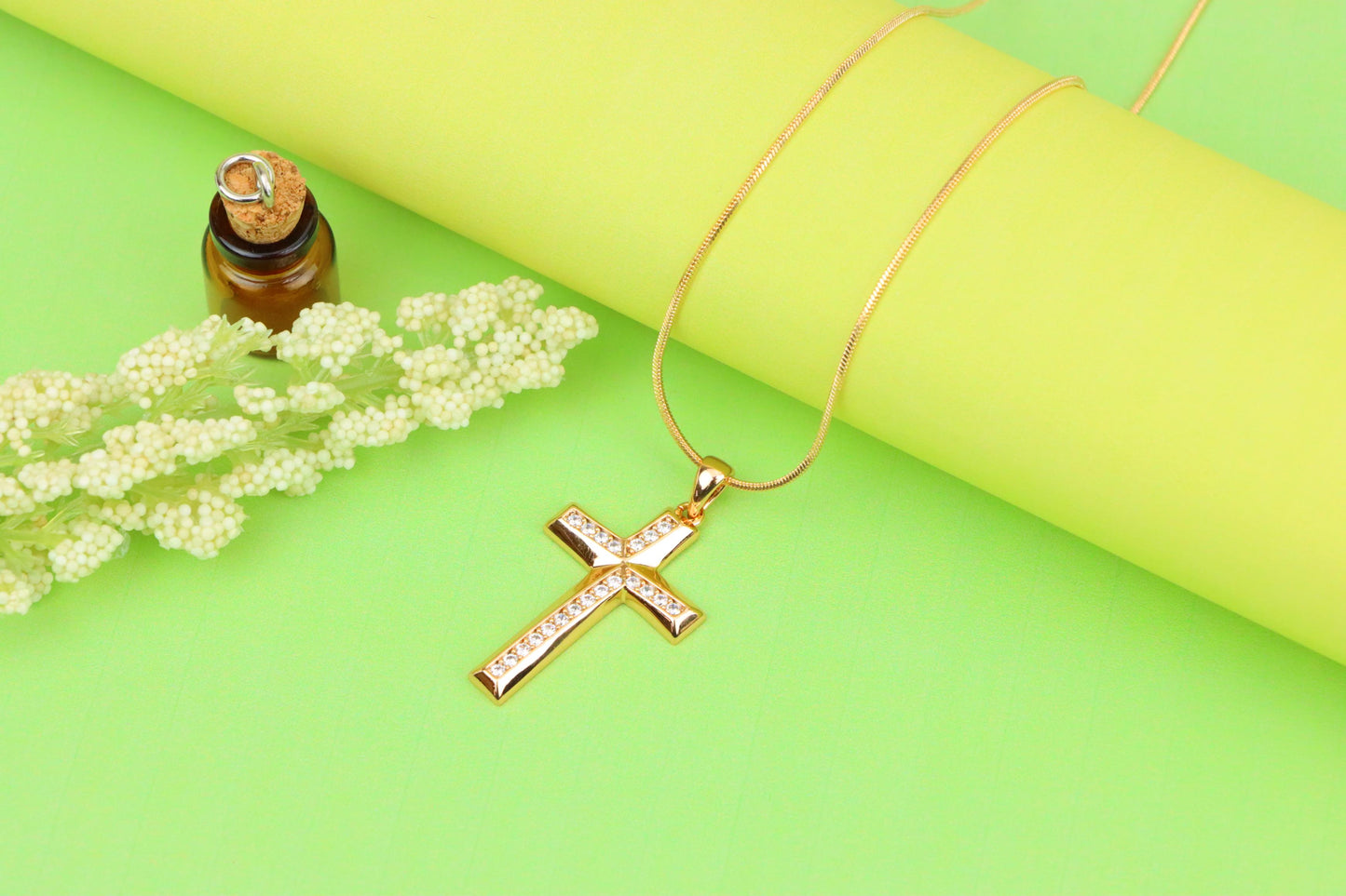 Rose Gold Cross Pendant with Crystals in Polished Elegant Finish, XPPT1224 (2122-10)