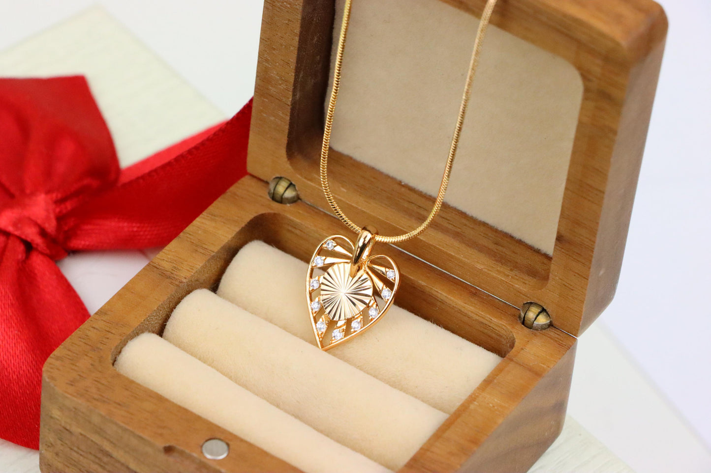 Radiant Cutout Heart Rose Gold Pendant with Sparkling Accents, XPPT1233 (2123-9)