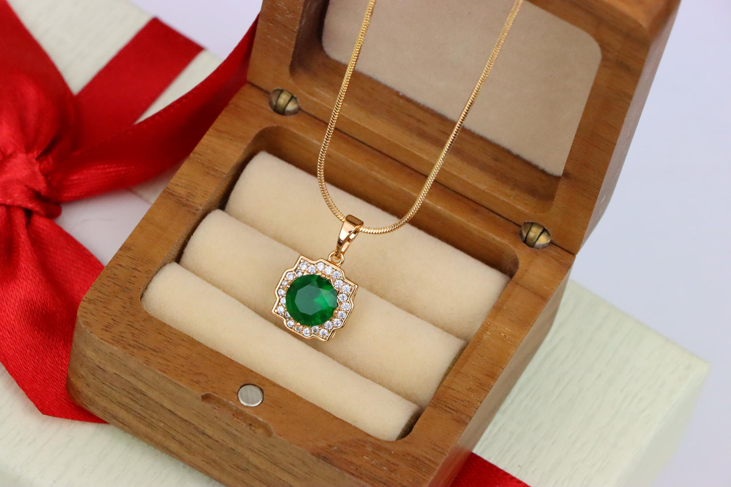 Green Round-Cut Pendant with Halo in Rose Gold, XPPT1634 (2149-6)