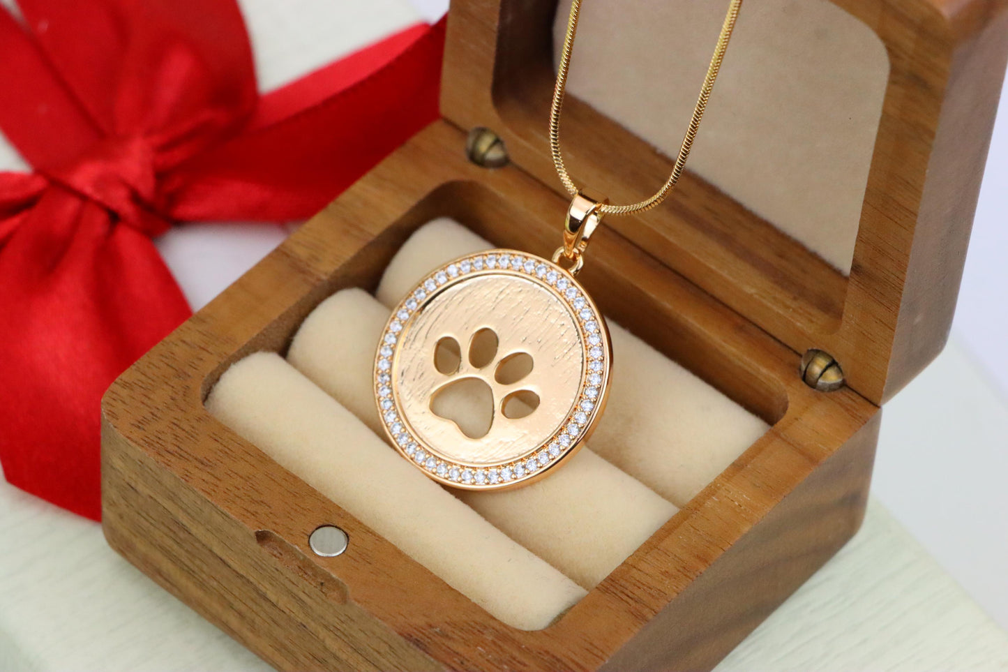 Rose Gold Circle Pendant with Paw Print Cutout and Stone Border, XPPT1242 (2124-8)