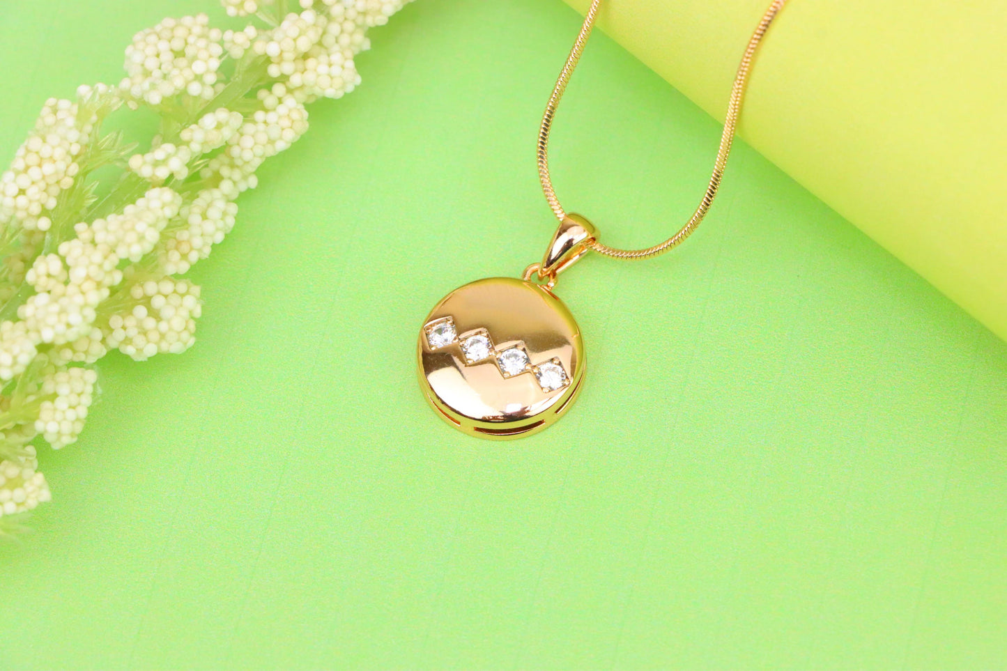 Round Rose Gold Pendant with Zigzag White Crystal Accent Design, XPPT1255 (2126-1)