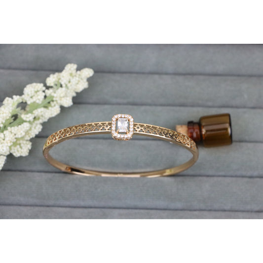 Rose Gold Plated Bangle with Cutout Design &amp; Centerpiece Stone, XPBL0551 (2056-1)