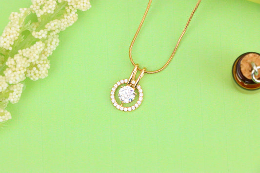 Brilliant White Center Stone Pendant with Elegant Crystal Halo Design, XPPT1709 (2150-7)