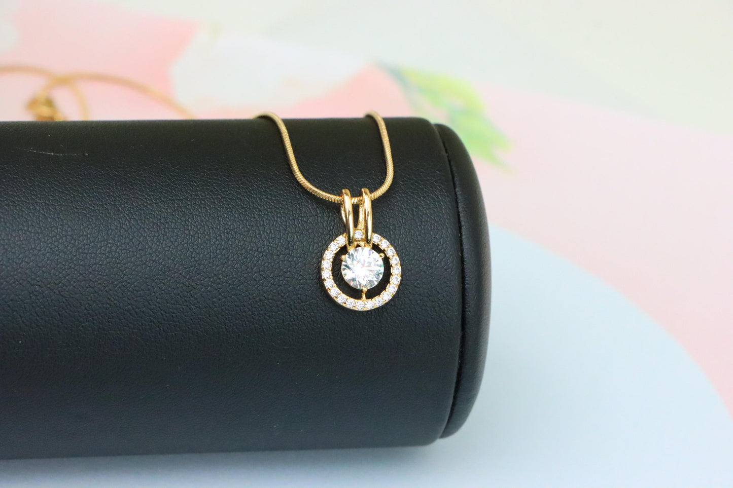 Brilliant White Center Stone Pendant with Elegant Crystal Halo Design, XPPT1709 (2150-7)