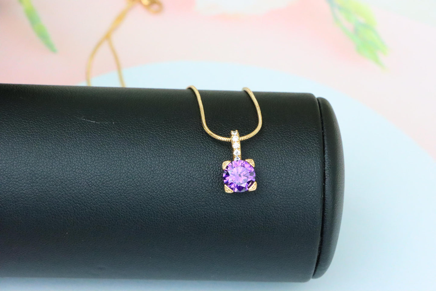 Chic Purple Round Pendant with Gold Plated Accent Bail – Elegant Finish, XPPT1718 (2150-8)
