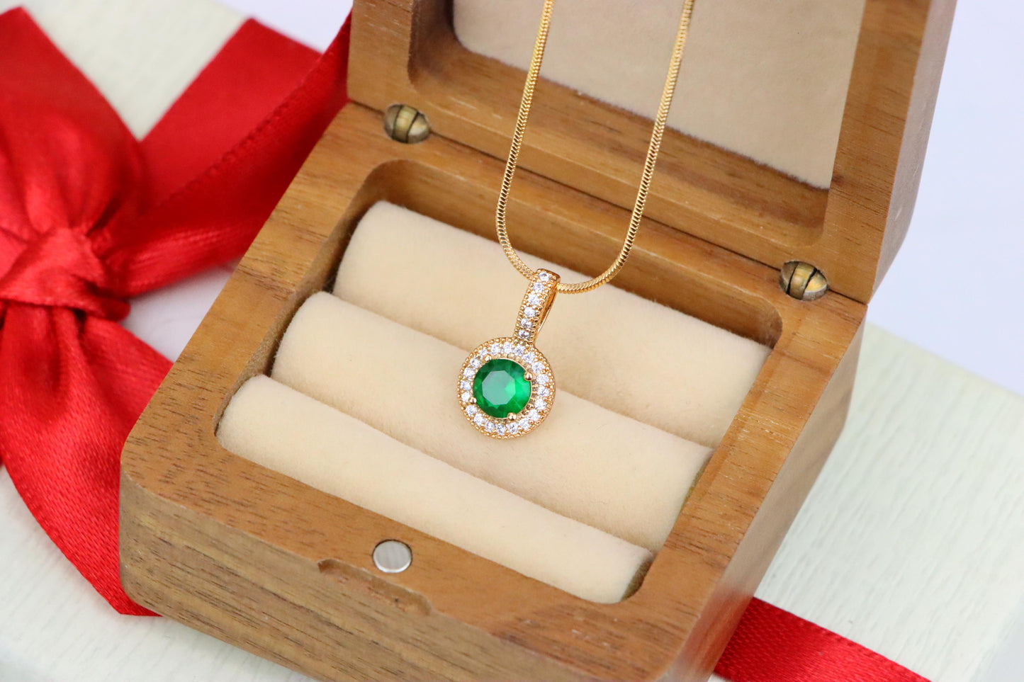 Elegant Gold Plated Green Stone Pendant with Crystal Halo Design, XPPT1741 (2151-4)