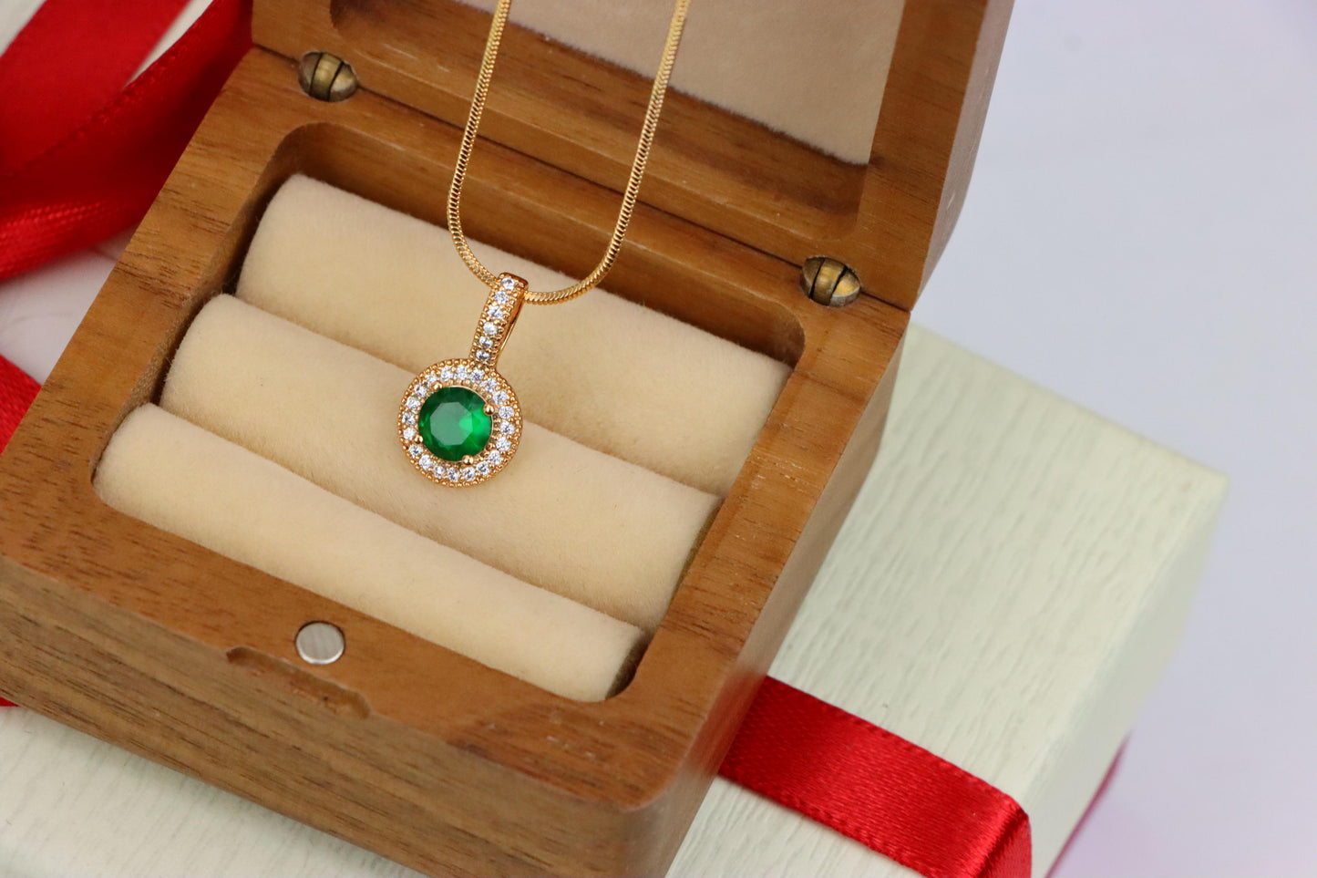 Elegant Gold Plated Green Stone Pendant with Crystal Halo Design, XPPT1741 (2151-4)