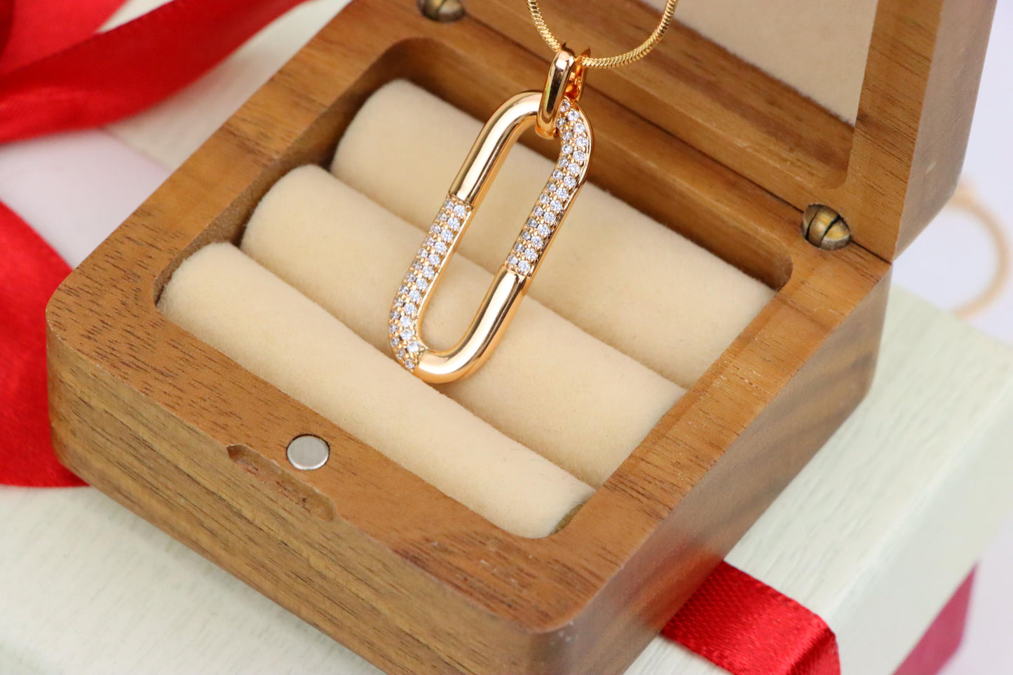 Oval Link Style Rose Gold Pendant with Crystal Accents, XPPT1300 (2130-6)