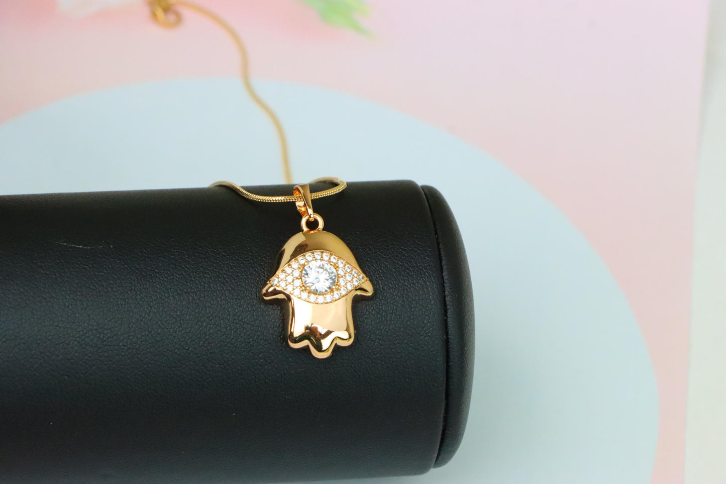 White Evil Eye Hamsa Pendant in Gold Plated Brass – Sparkling Charm, XPPT1755 (2152-2)