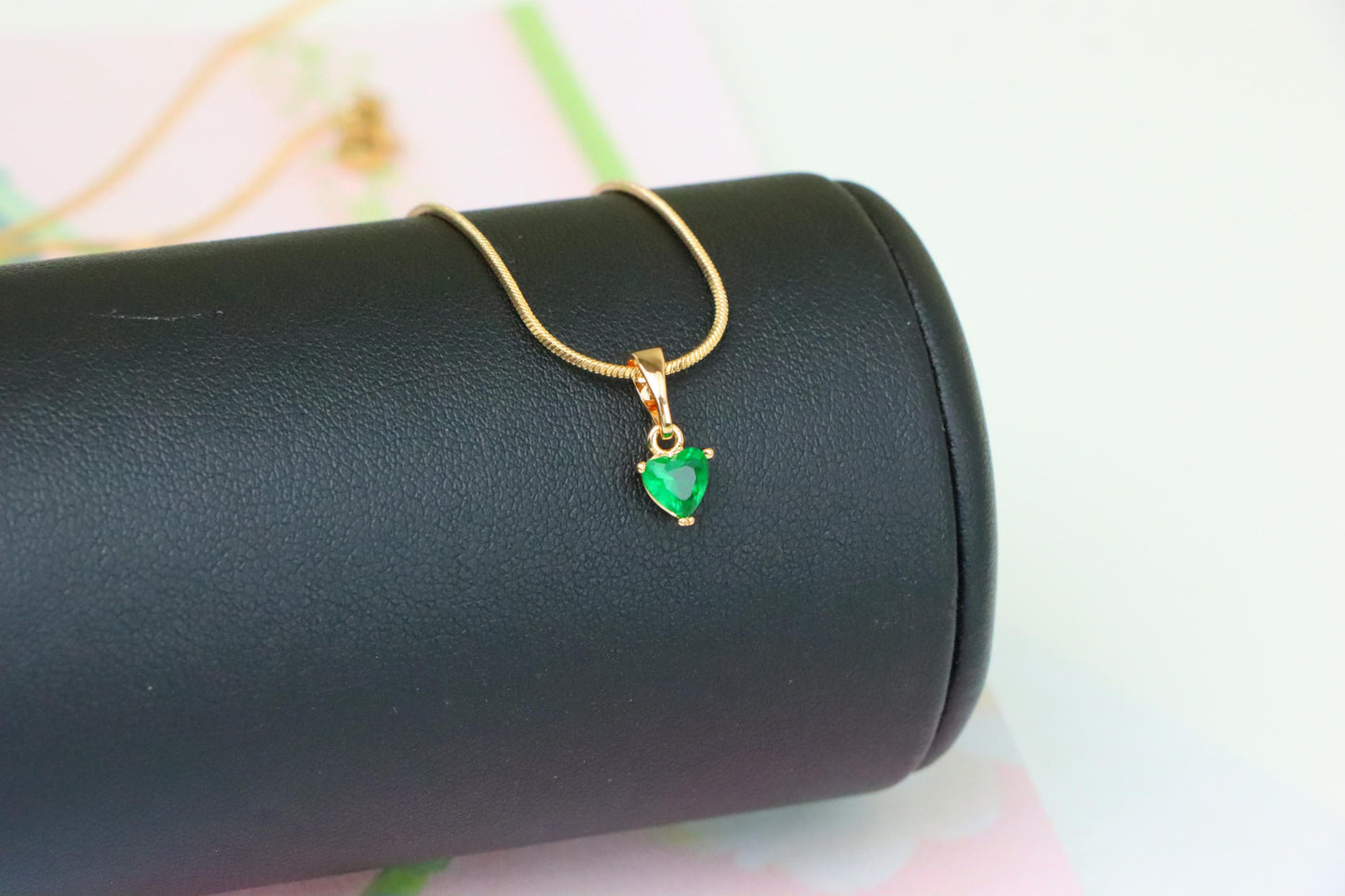 Tiny Green Heart Pendant in Gold Plated Brass, XPPT1302 (2130-8)