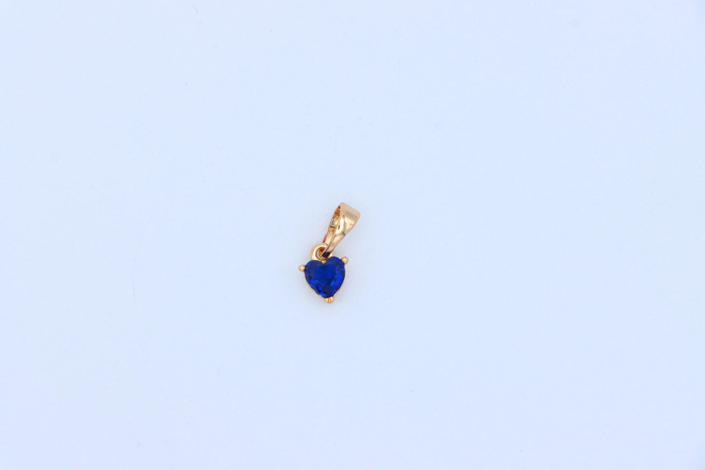 Charming Heart-Shaped Blue Pendant in Gold, XPPT1305 (2130-8)