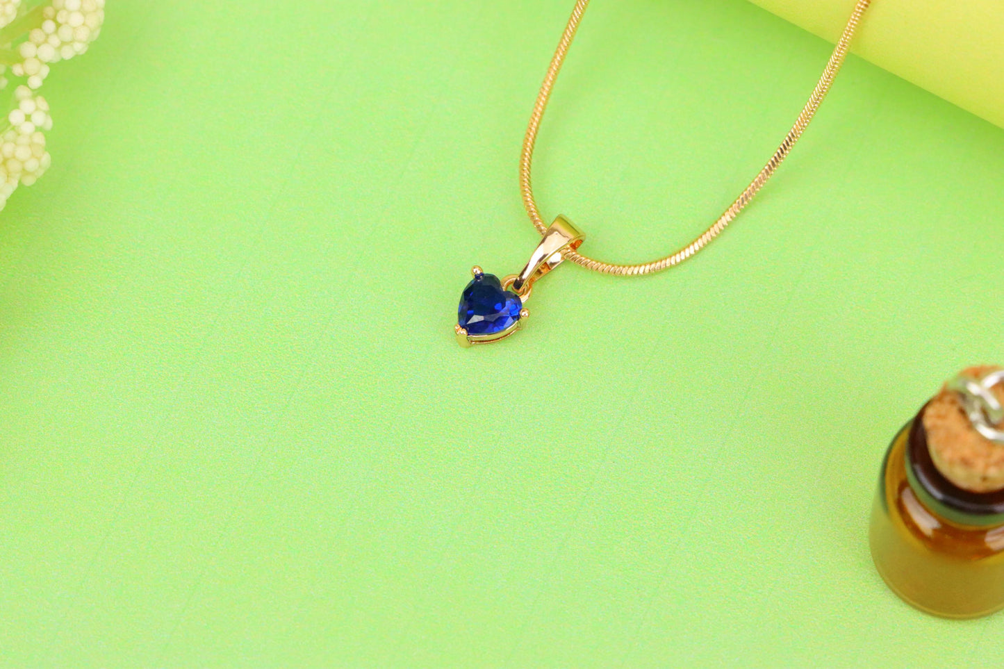 Charming Heart-Shaped Blue Pendant in Gold, XPPT1305 (2130-8)