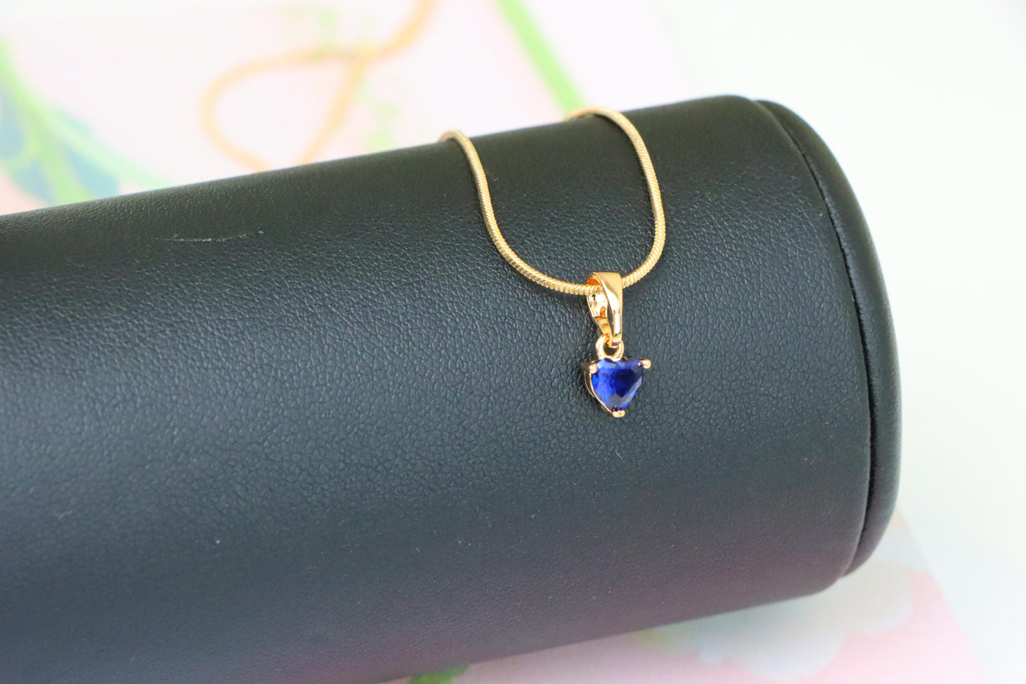 Charming Heart-Shaped Blue Pendant in Gold, XPPT1305 (2130-8)