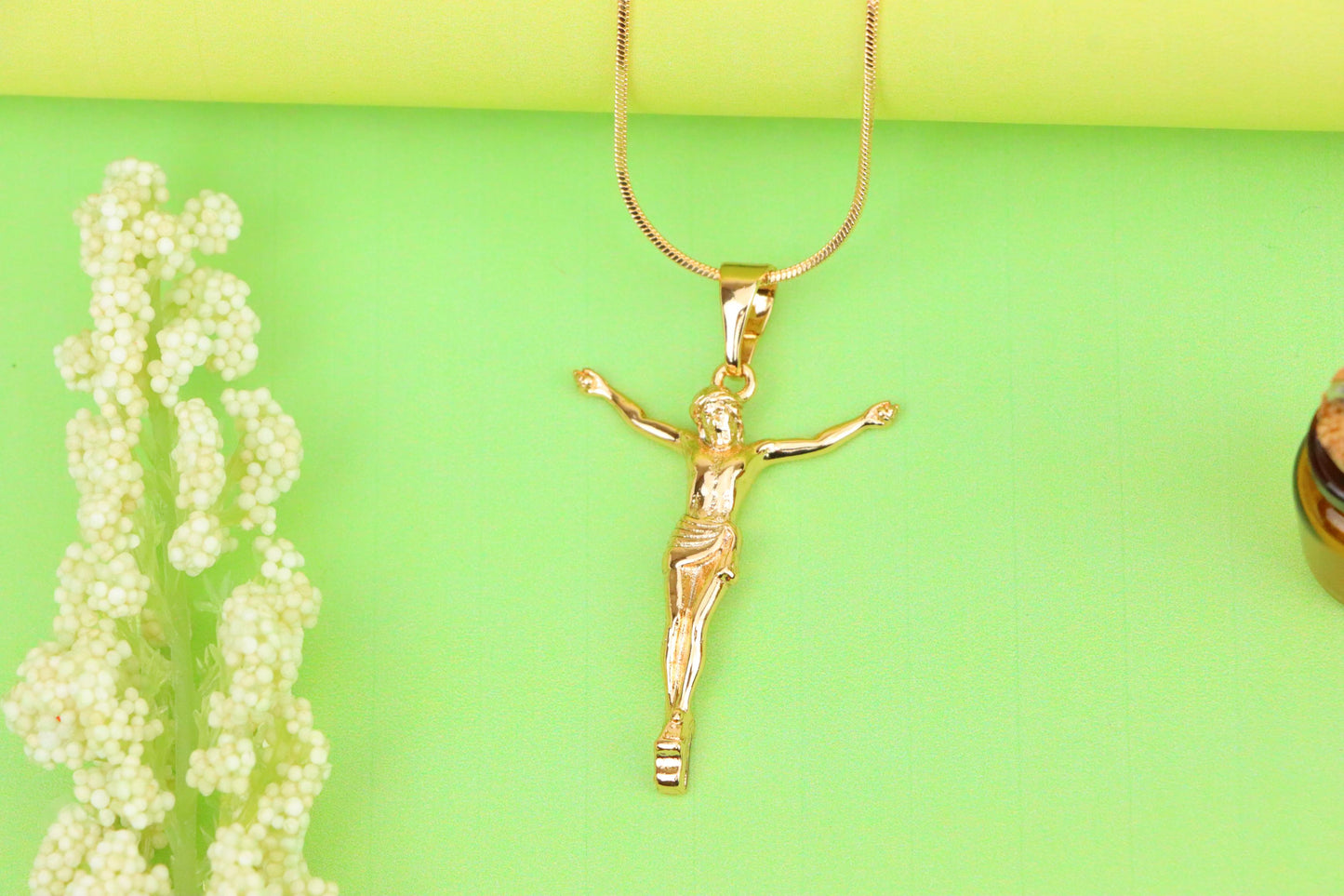 Gold Plated Crucifix Rose Gold Pendant, XPPT1309 (2131-2)