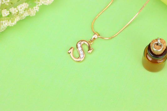 Rose Gold Letter S Pendant with Sparkling Crystals – Elegant Finish, XPPT1368 (2132-9)