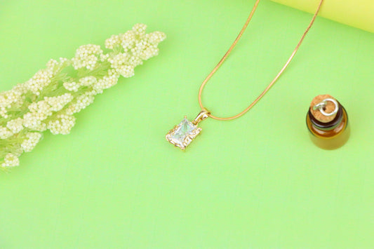 Elegant Rose Gold Pendant with Rectangle Crystal and Filigree Frame, XPPT1383 (2133-7)