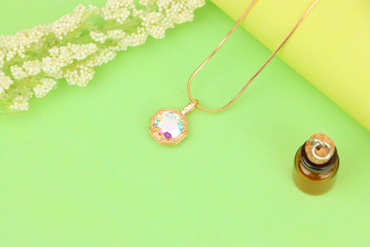 Gold-Plated Iridescent Pendant – Radiant Glow, XPPT1392 (2134-2)