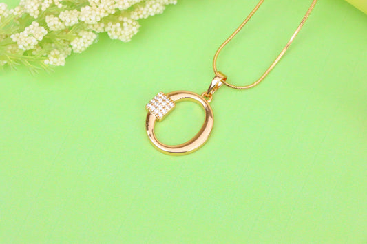 Rose Gold O Letter Pendant with Sparkling CZ Accents, XPPT1426 (2136-1)
