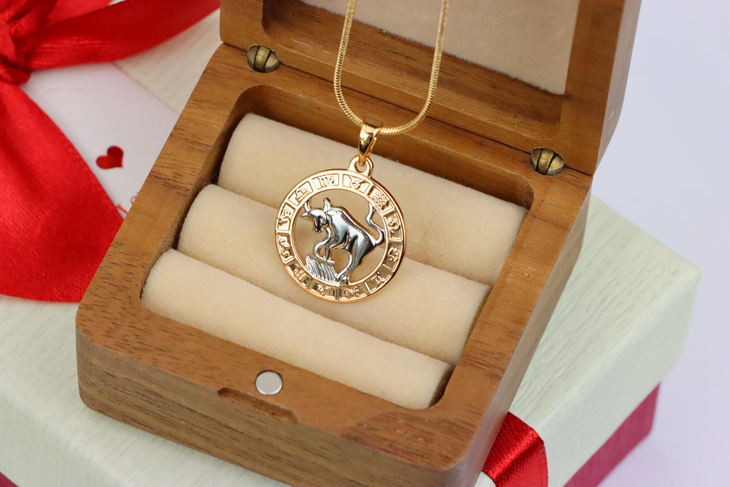 Rose Gold Taurus Zodiac Pendant with Bull Motif and Symbol Ring, XPPT1446 (2136-9)