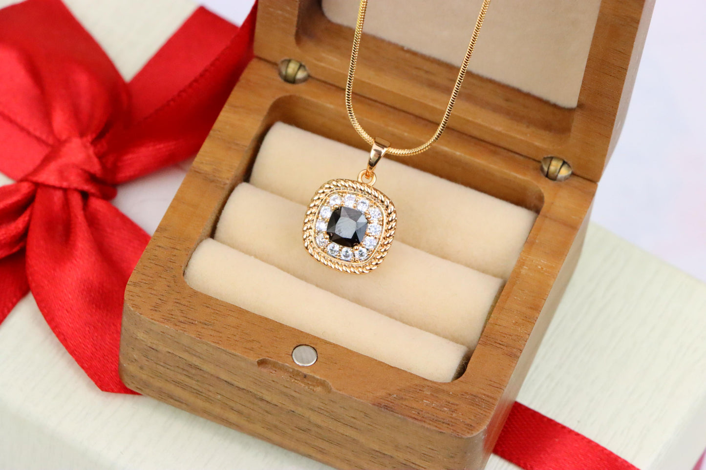 Vintage Style Black Cushion Pendant with Crystal Halo Frame, XPPT1662 (2163-1)