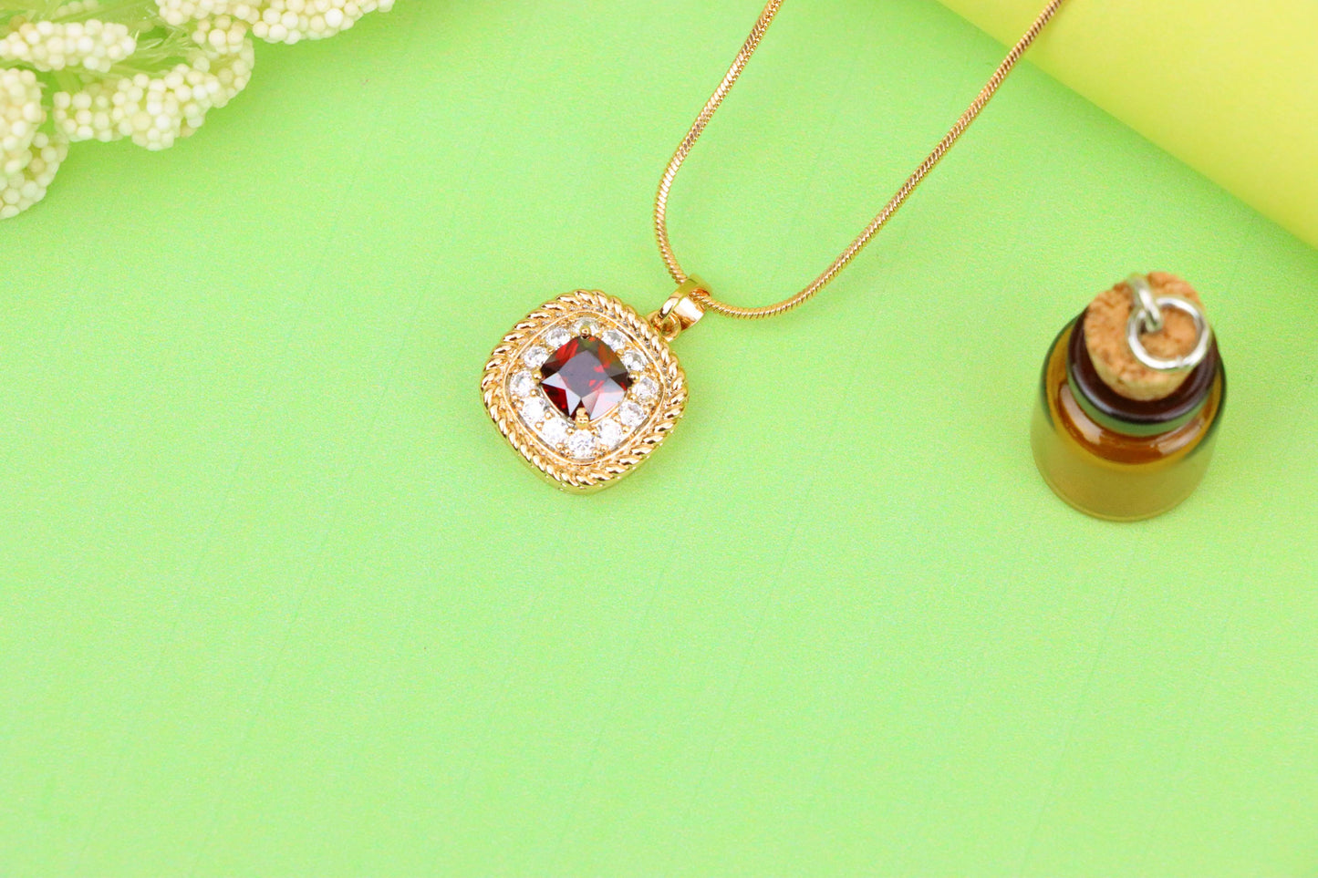 Vintage Style Red Cushion Pendant with Crystal Halo Accents, XPPT1663 (2163-1)