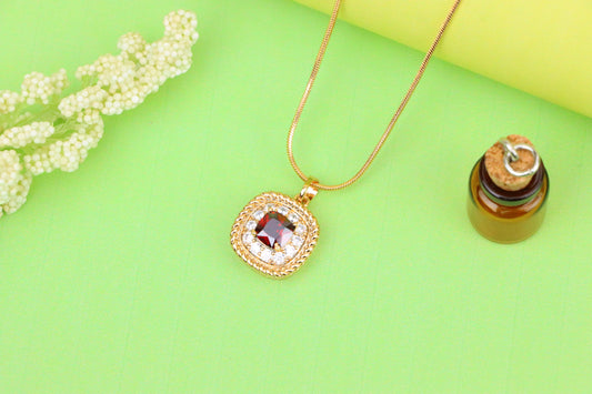 Vintage Style Red Cushion Pendant with Crystal Halo Accents, XPPT1663 (2163-1)