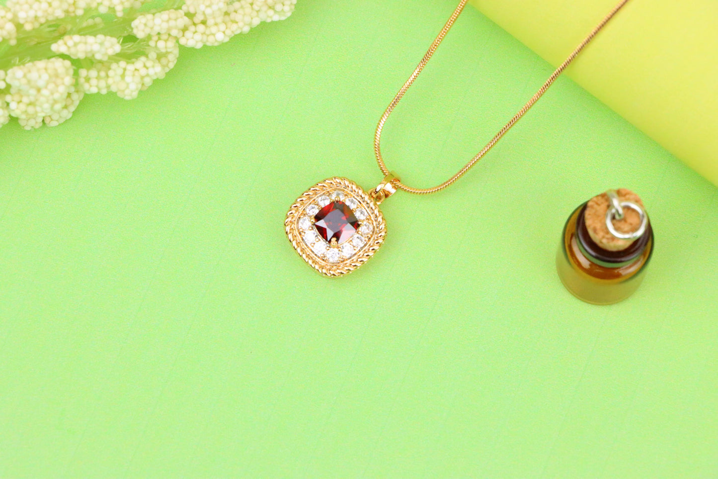 Vintage Style Red Cushion Pendant with Crystal Halo Accents, XPPT1663 (2163-1)